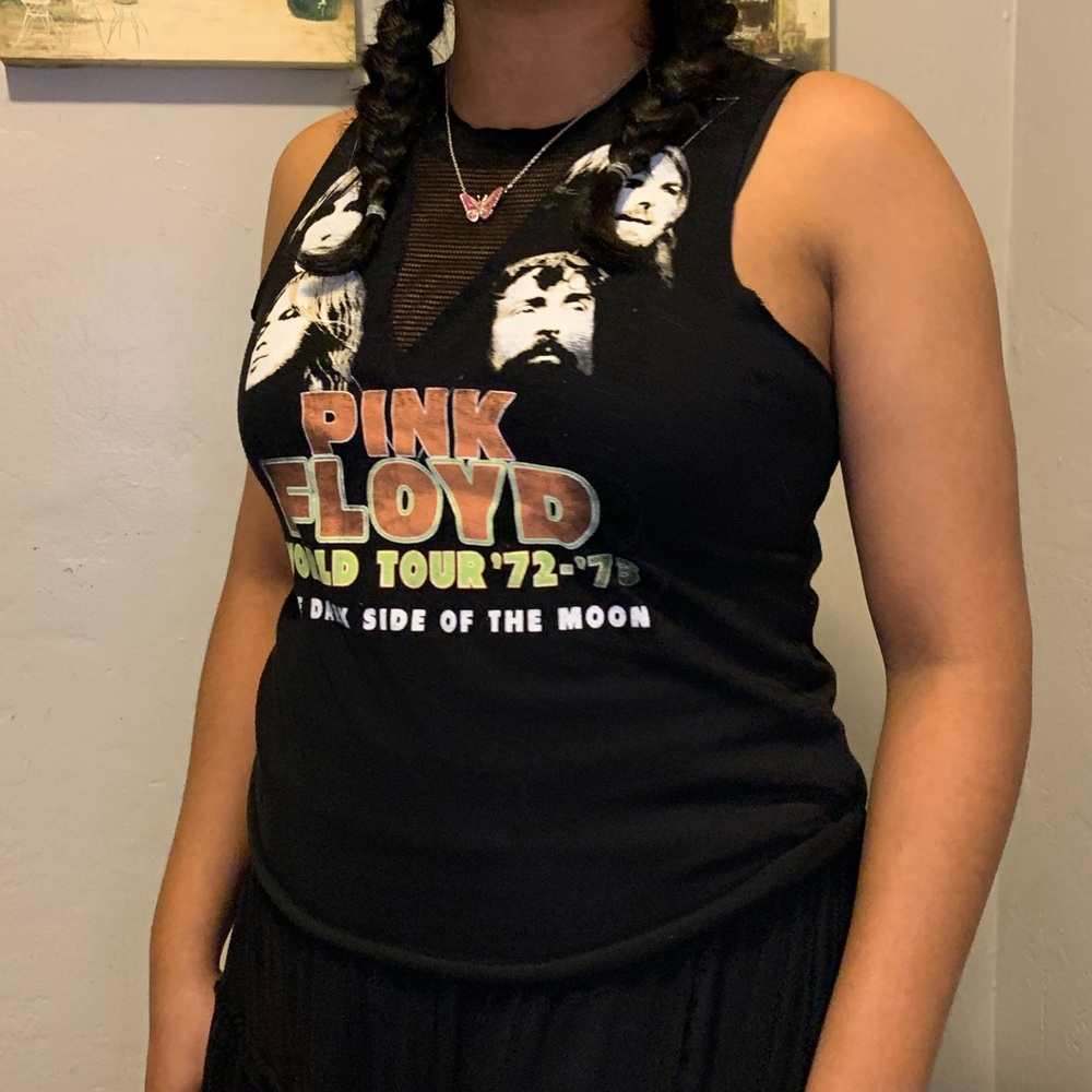 Black cropped Pink Floyd band tank top w/ mesh